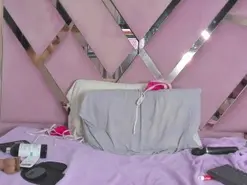 Amateur Free Porn Cam of freyax69ht