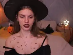 Amateur Sex Cam of PussyOn_Luck