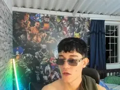 Amateur Nude Webcam of Zarek_Orion