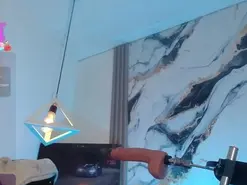 Amateur Free Live Porn of agatha_monfort1