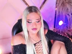 Amateur Nude Webcam of ElodyPersy69