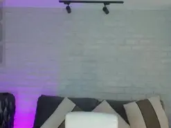 Amateur Live Sex of NiaHolland