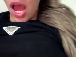 Amateur Live Porn of VALENTINA77