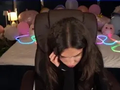 Amateur Sex Cam of BabyFlowerr