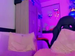 Amateur Sex Cam of hellen_moons