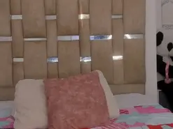 Amateur Live Sex Cam of ChloeMilly1