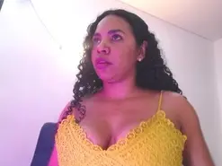 Amateur Live Sex Cam of Amymartin