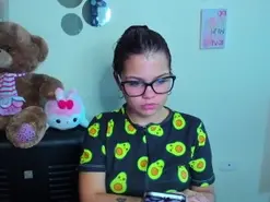 Amateur Free Porn Cam of Emma_boo