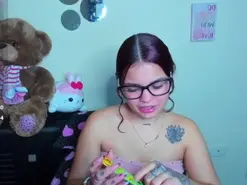 Amateur Free Live Porn of Emma_boo