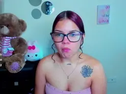 Amateur Free Live Porn of Emma_boo