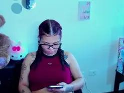 Amateur Live Sex of Emma_boo