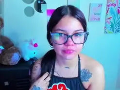 Amateur Adult Webcams of Emma_boo