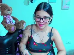 Amateur Live Sex of Emma_boo