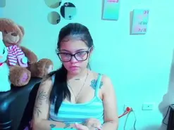 Amateur Free Live Porn of Emma_boo
