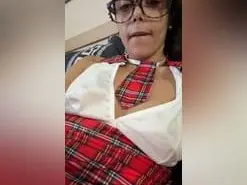 Amateur Live Sex Cam of luciia20