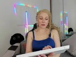 Amateur Live Porn of CarolMay