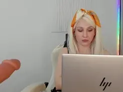 Amateur Free Live Porn of CarolMay
