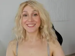 Amateur Free Live Porn of CarolMay
