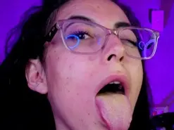Amateur Free Porn Cam of Miranda_sexlove
