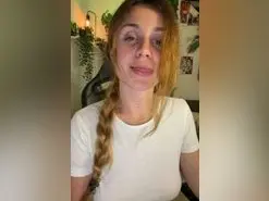 Amateur Nude Webcam of BabySatanGirl