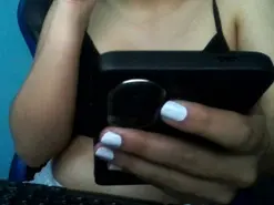 Amateur Sex Cam of MiiriiamRaauul