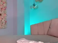 Amateur Live Porn of MileyCruz