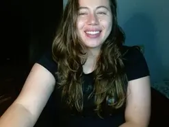 Amateur Free Live Porn of selle_loveee
