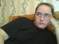 Amateur Nude Webcam of skyressies0303