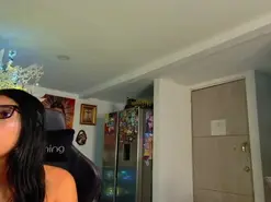 Amateur Adult Webcam of latin_couple77