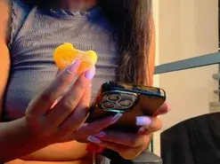 Amateur Free Live Porn of latin_couple77