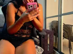 Amateur Private Sex Chat of latin_couple77
