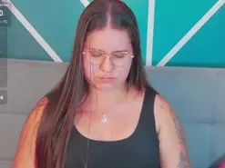 Amateur Live Sex Cam of lia_avalon_