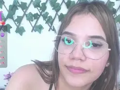 Amateur Nude Webcam of Emma_moser