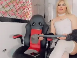 Amateur Live Sex Cam of kihara_salvador