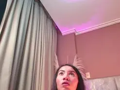 Amateur Adult Webcam of CrystalKenner