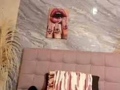 Amateur Adult Webcam of victoria_keyy