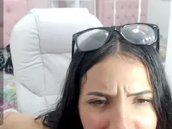 Amateur Live Sex of zoe_cortez