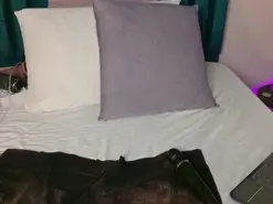 Amateur Adult Webcams of PaulinaSaint