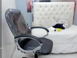 Amateur Free Porn Cam of marcella_hill