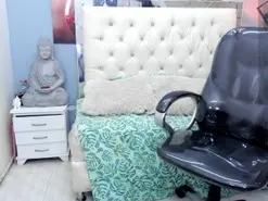 Amateur Watch Live Sex Cams of marcella_hill