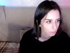 Amateur Live Sex Cam of -YUMMYBABES-