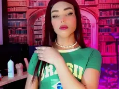 Amateur Adult Webcam of emeli_roushot