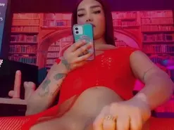Amateur Live Porn of emeli_roushot