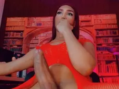 Amateur Private Sex Chat of emeli_roushot