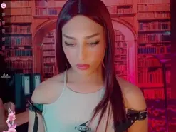 Amateur Adult Webcams of emeli_roushot