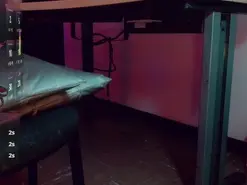 Amateur Free Live Porn of emeli_roushot