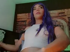 Amateur Adult Webcams of emeli_roushot
