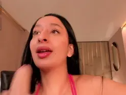 Amateur Adult Webcam of AmaraDivine