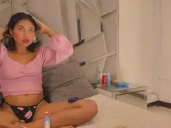 Amateur Free Porn Cam of Amaia_Sophia