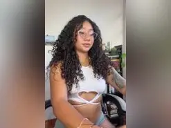 Amateur Watch Live Sex Cams of clitia_xx
